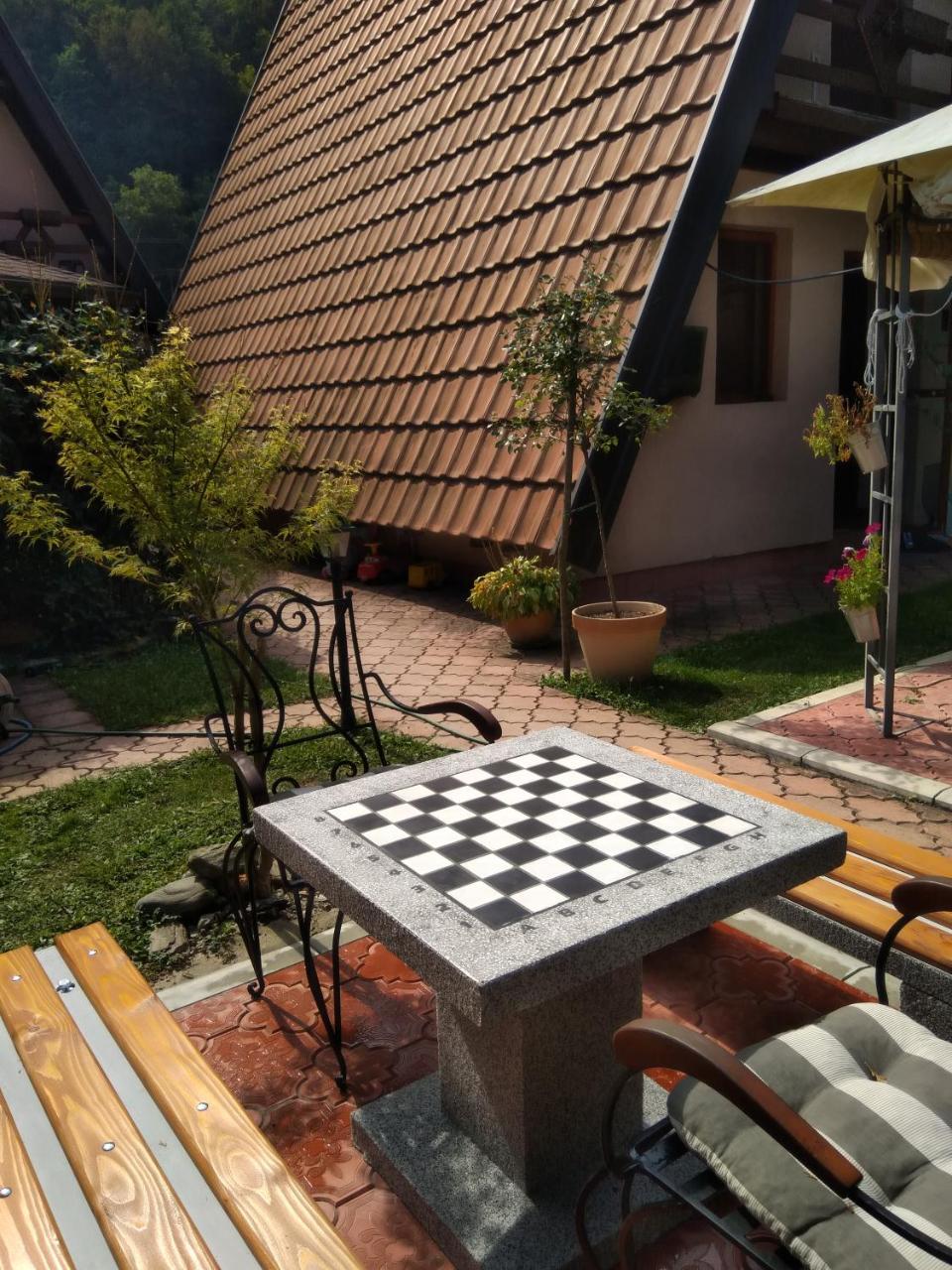 Viola I Detelina Apartments เปรูชาซ ภายนอก รูปภาพ